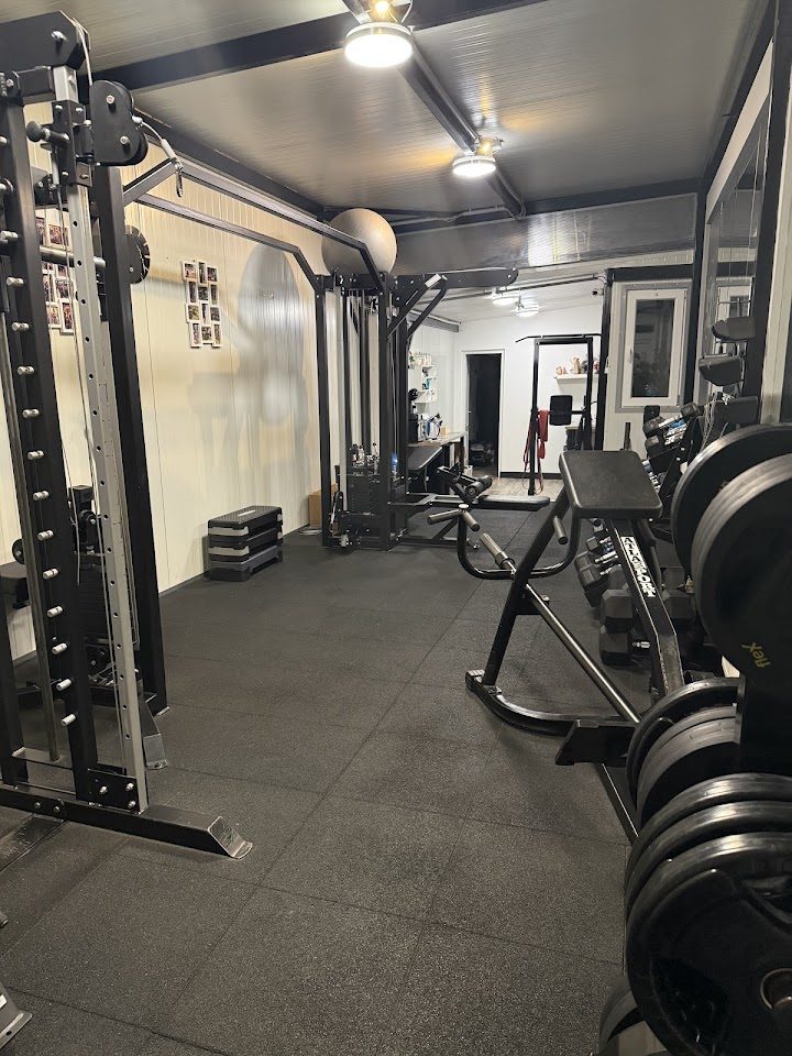 B2 Personal Fitness Studio – Gym